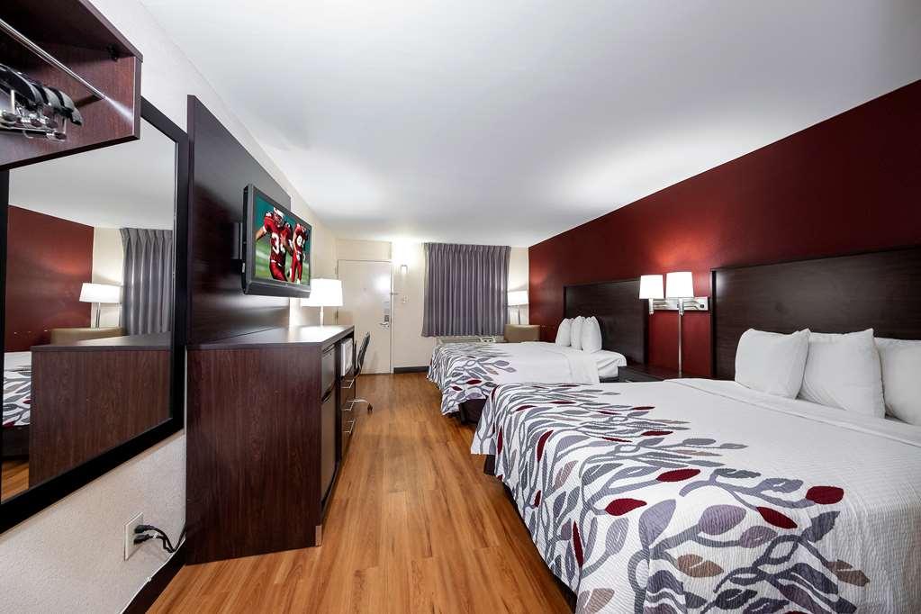 Hometowne Studios By Red Roof Bordentown - Mcguire Afb Bilik gambar